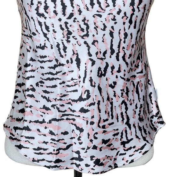 Calvin Klein Jeans Women’s Satin Animal Print XS Cami NWT - Picture 3 of 15